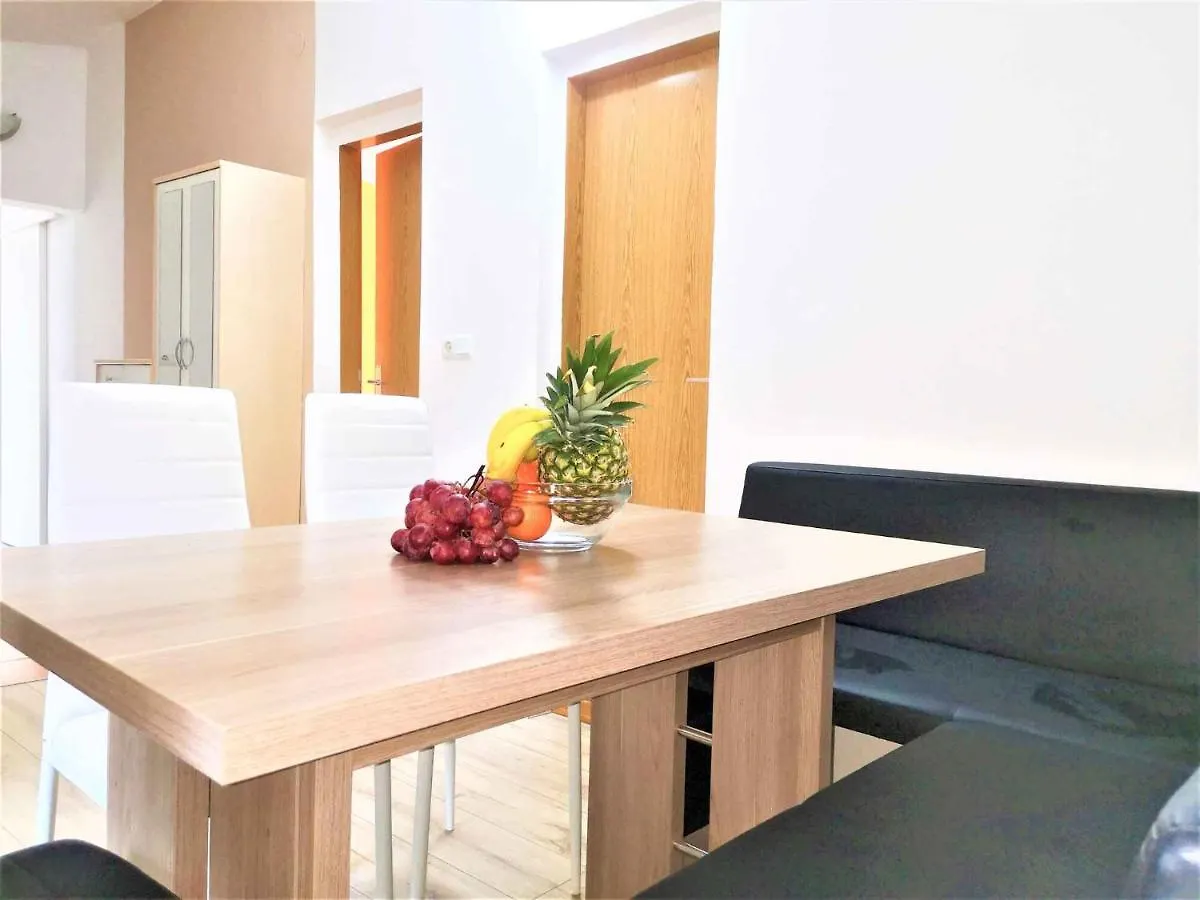 Holiday Home In Medulin - Istrien 33776