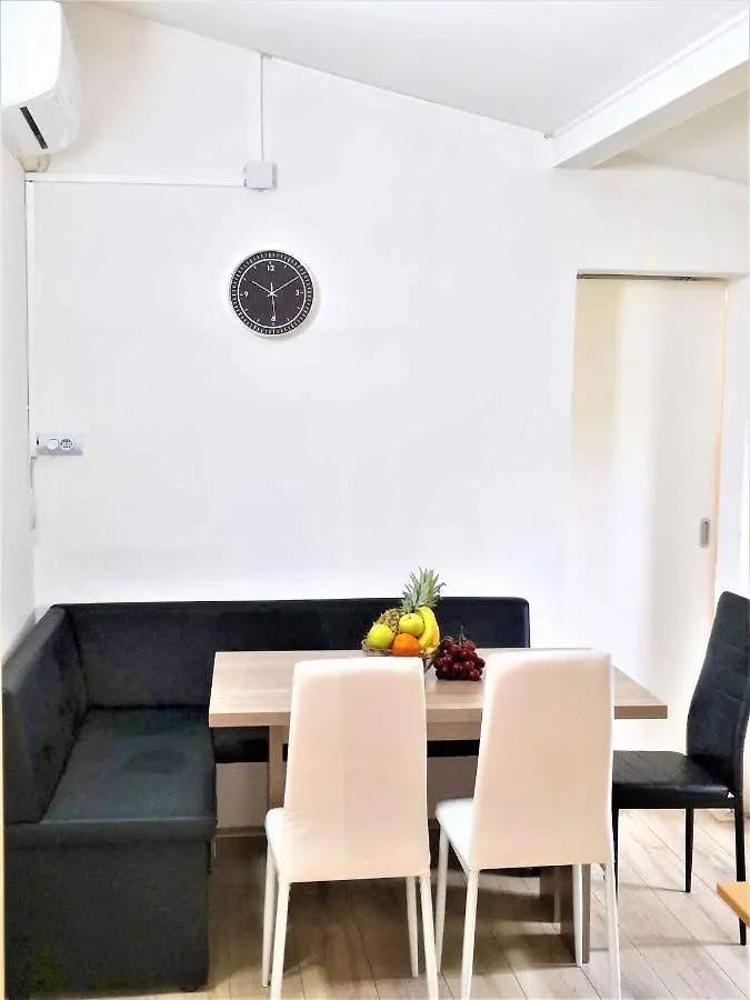 Holiday Home In Medulin - Istrien 33776